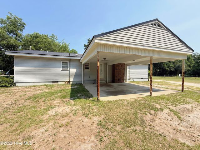 2301 S Nc 903 Highway, Magnolia, NC 28453