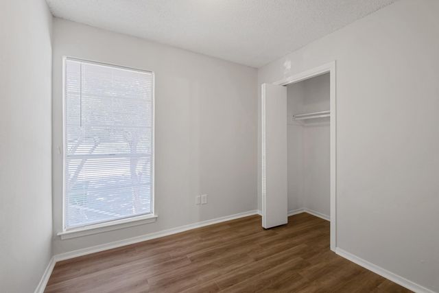 6205 Shadow Valley DR B, Austin, TX 78731