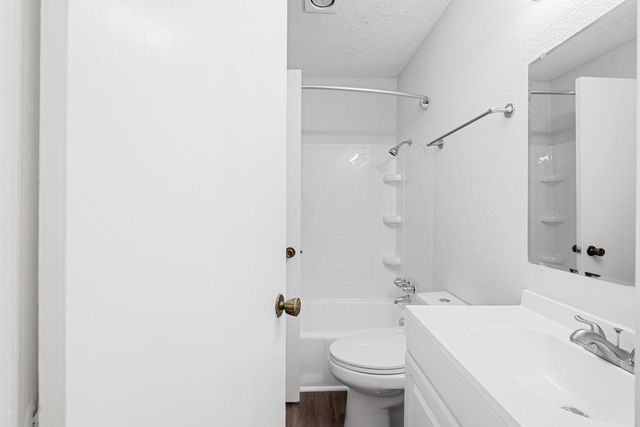 6205 Shadow Valley DR B, Austin, TX 78731