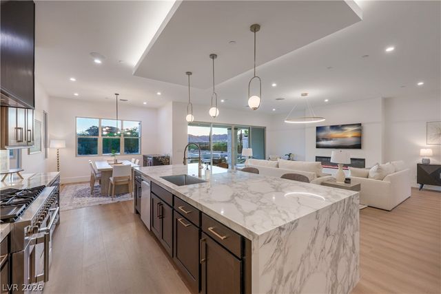 7 Grand Miramar Drive, Henderson, NV 89011