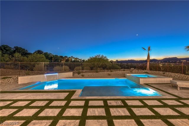 7 Grand Miramar Drive, Henderson, NV 89011