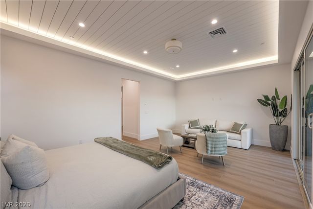 7 Grand Miramar Drive, Henderson, NV 89011