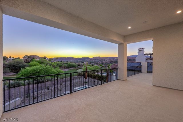 7 Grand Miramar Drive, Henderson, NV 89011