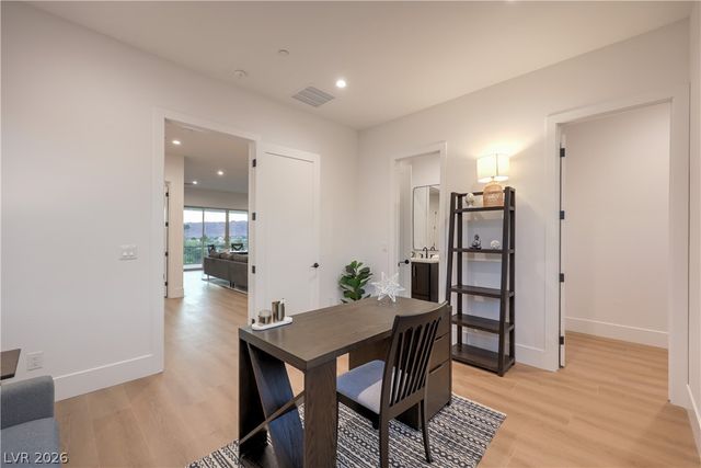 7 Grand Miramar Drive, Henderson, NV 89011