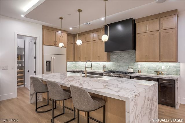 7 Grand Miramar Drive, Henderson, NV 89011