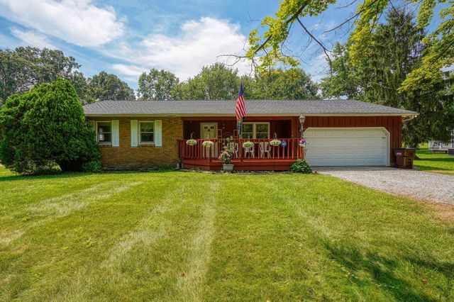 235 Needles Drive SW, Pataskala, OH 43062