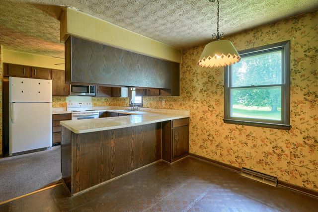 235 Needles Drive SW, Pataskala, OH 43062