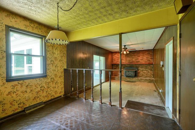 235 Needles Drive SW, Pataskala, OH 43062
