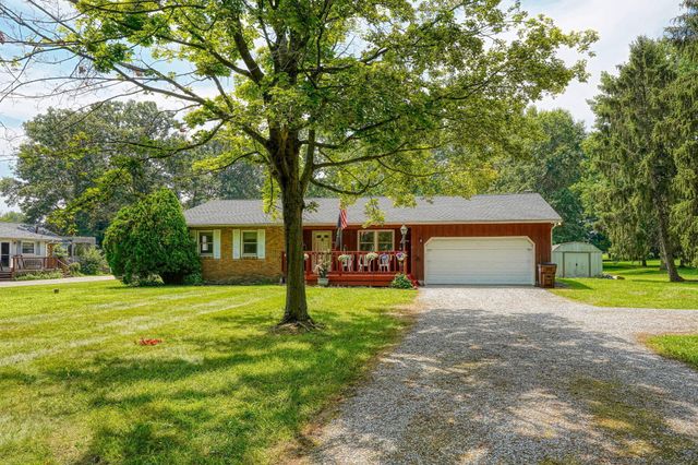 235 Needles Drive SW, Pataskala, OH 43062