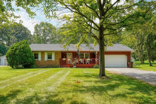 235 Needles Drive SW, Pataskala, OH 43062