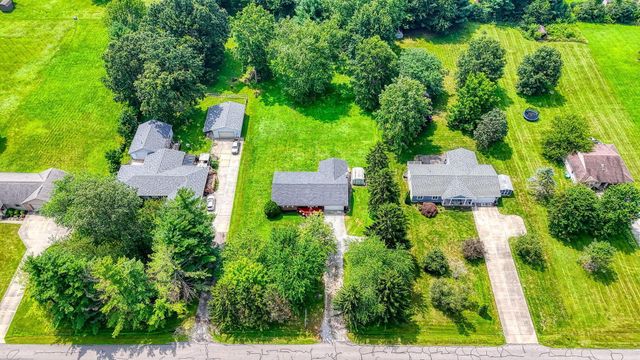 235 Needles Drive SW, Pataskala, OH 43062