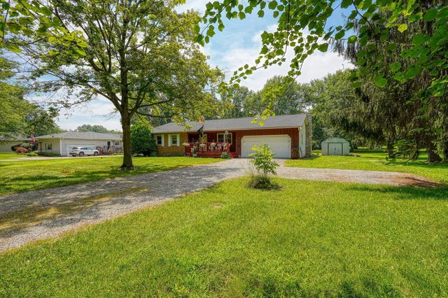 235 Needles Drive SW, Pataskala, OH 43062