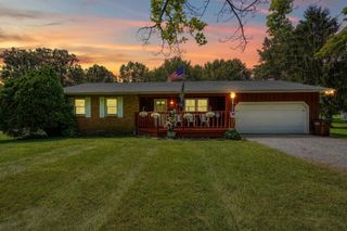 235 Needles Drive SW, Pataskala, OH 43062