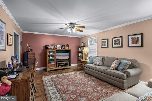 7 ABBOTSFORD DR, Marlton, NJ 08053