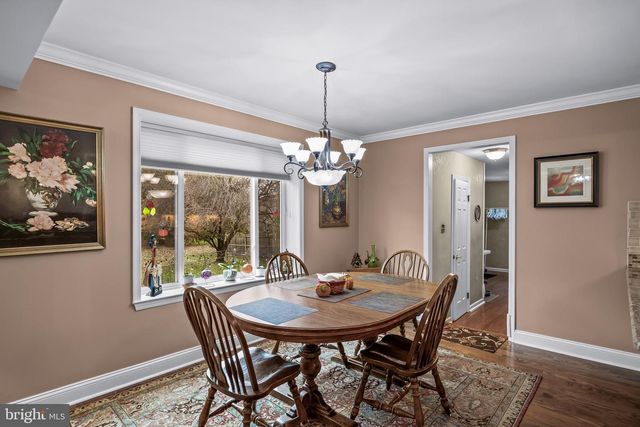 7 ABBOTSFORD DR, Marlton, NJ 08053