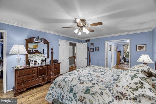 7 ABBOTSFORD DR, Marlton, NJ 08053