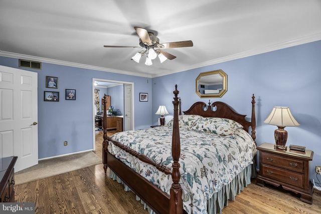 7 ABBOTSFORD DR, Marlton, NJ 08053