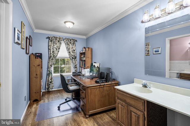 7 ABBOTSFORD DR, Marlton, NJ 08053