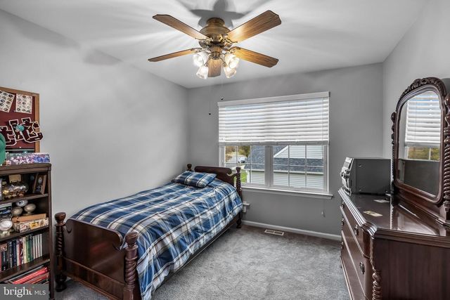 7 ABBOTSFORD DR, Marlton, NJ 08053