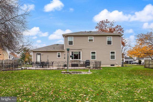 7 ABBOTSFORD DR, Marlton, NJ 08053