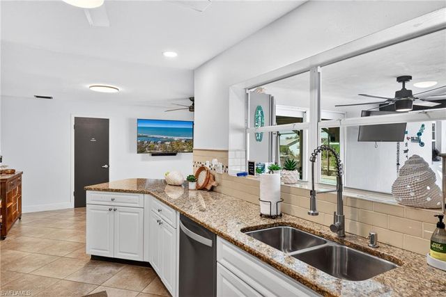 1421 SE 31st TER, Cape Coral, FL 33904