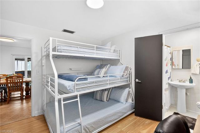 1421 SE 31st TER, Cape Coral, FL 33904