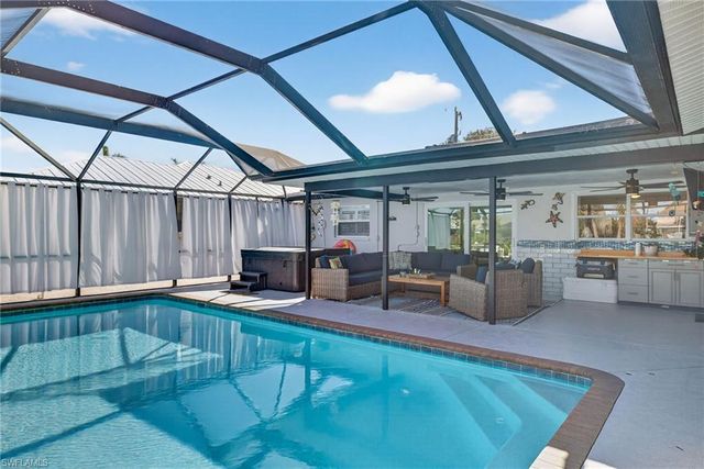 1421 SE 31st TER, Cape Coral, FL 33904