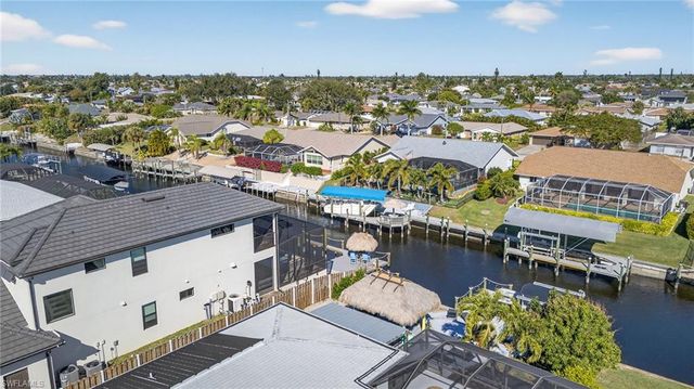 1421 SE 31st TER, Cape Coral, FL 33904