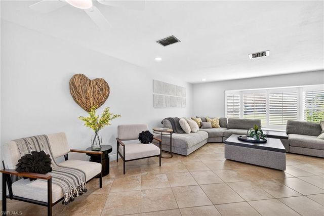 1421 SE 31st TER, Cape Coral, FL 33904