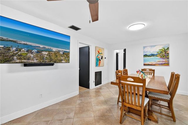 1421 SE 31st TER, Cape Coral, FL 33904