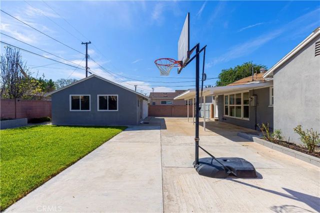 608 Ladera Vista, Fullerton, CA 92831