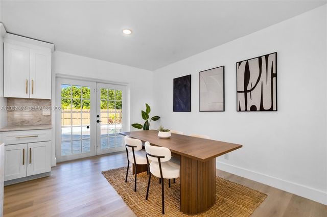 2101 N 56th Avenue, Hollywood, FL 33021