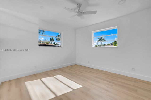 2101 N 56th Avenue, Hollywood, FL 33021