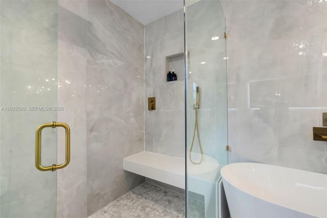 2101 N 56th Avenue, Hollywood, FL 33021