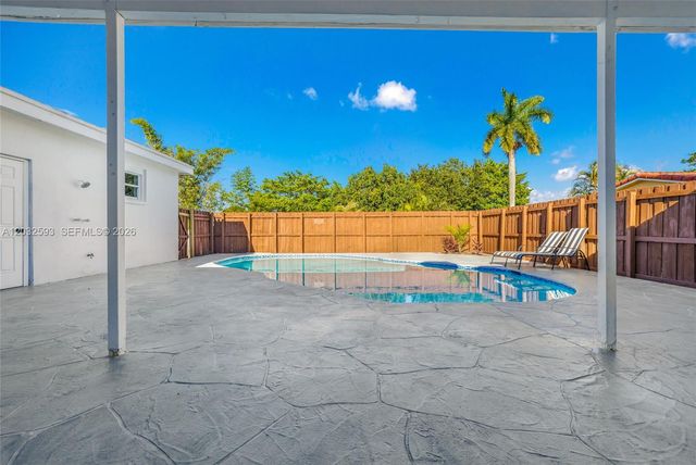 2101 N 56th Avenue, Hollywood, FL 33021