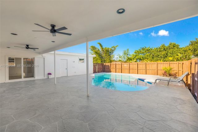 2101 N 56th Avenue, Hollywood, FL 33021