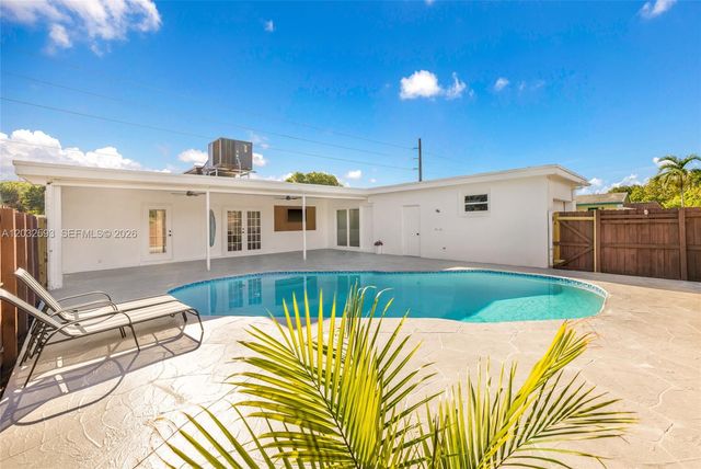 2101 N 56th Avenue, Hollywood, FL 33021