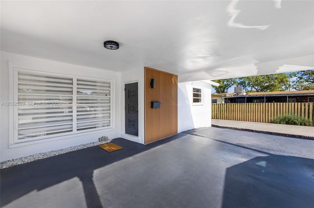 2101 N 56th Avenue, Hollywood, FL 33021
