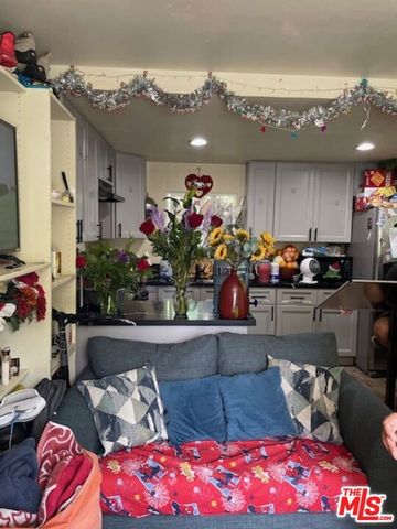 524 N Cummings Street, Los Angeles, CA 90033