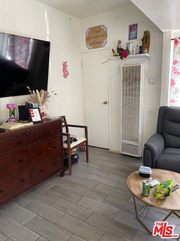 524 N Cummings Street, Los Angeles, CA 90033