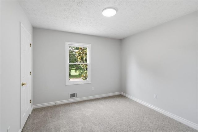 15 Fairfield Lane SW, Cartersville, GA 30120