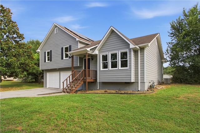 15 Fairfield Lane SW, Cartersville, GA 30120