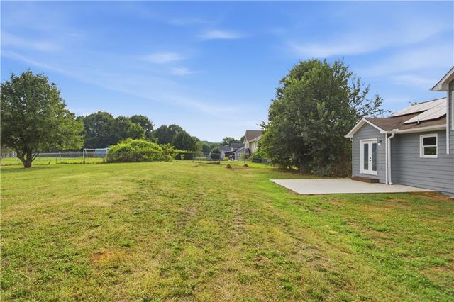 15 Fairfield Lane SW, Cartersville, GA 30120