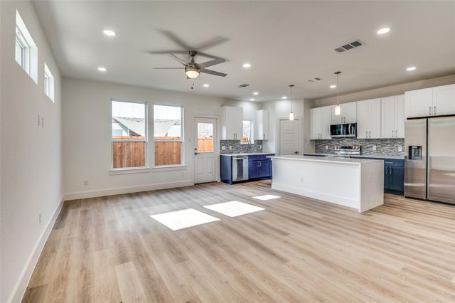 7307 Rubio Place, Dallas, TX 75235