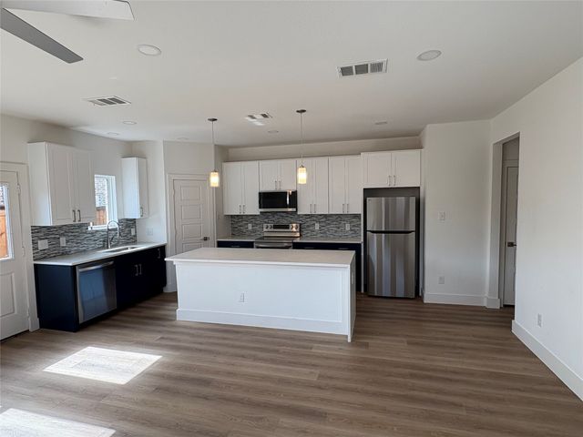 7307 Rubio Place, Dallas, TX 75235