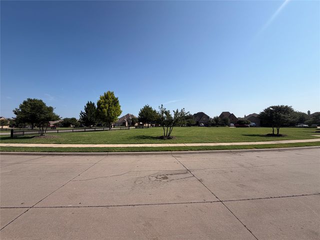 1011 Cadbury Lane, Forney, TX 75126