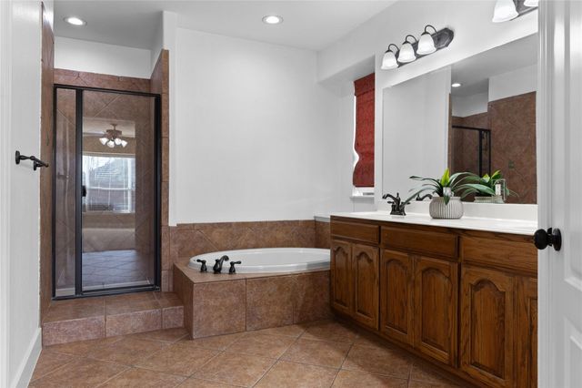 1011 Cadbury Lane, Forney, TX 75126