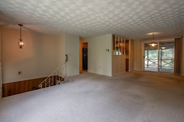 72 Back River Road, Merrimack, NH 03054