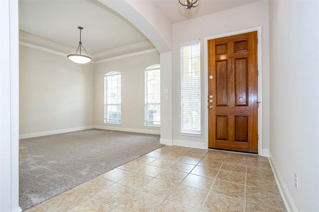 14524 American Kestrel DR, Austin, TX 78738