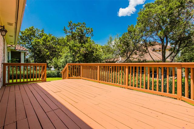 14524 American Kestrel DR, Austin, TX 78738